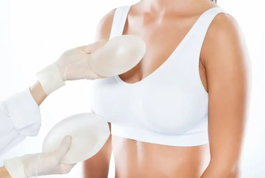 Sujetador postoperatorio para mastopexia: cuál elegir